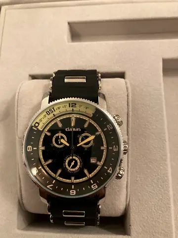 Damas watch