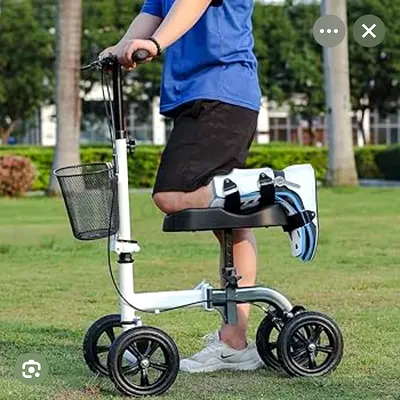 Rehamo Folding Knee Scooter Walker