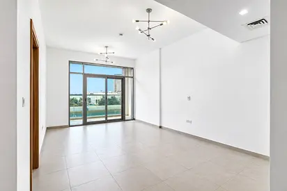 Spacious 1BHK | 1 Month Free | Gym and Pool | Balcony | Oud Metha
