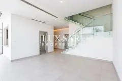 3BR Single Row | Near Pool and Park | Vacant