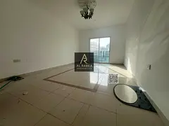 A spacious apartment in Al Rumaila consisting of one bedroom and a completely separate living room,