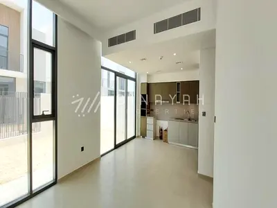 Single Row | Ready to Move In | Family Community