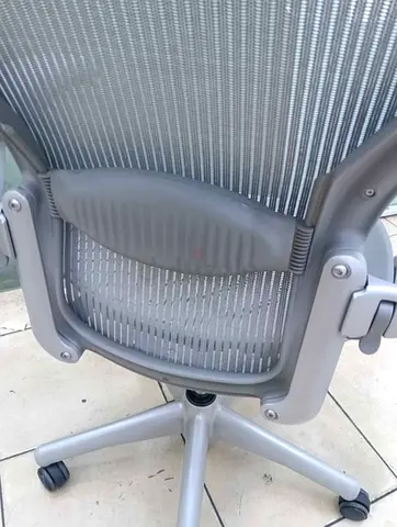 Herman Miller Aeron chair size B and C Fully Loaded for selling