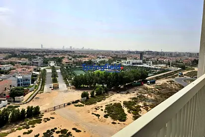 Modern Studio | Furnished | DLRC