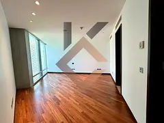 1BR Apartment | Burj Khalifa | Downtown City View | Wooden Flooring
