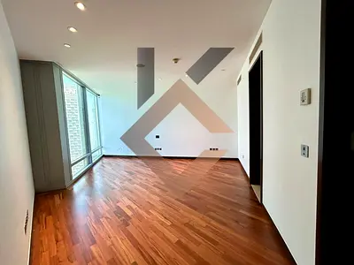 1BR Apartment | Burj Khalifa | Downtown City View | Wooden Flooring