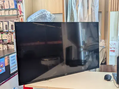 Large flat screen LED TV in good working condition