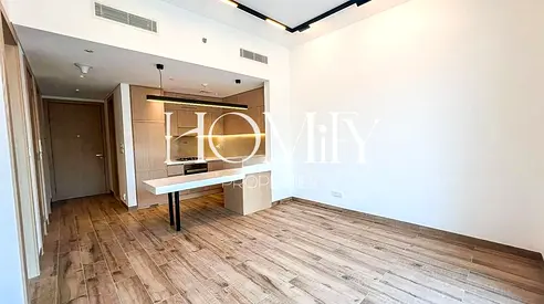 1BR + Study | Huge Layout | Smart Home