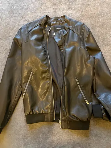 Pull an Bear faux-leather bomber jacket - S