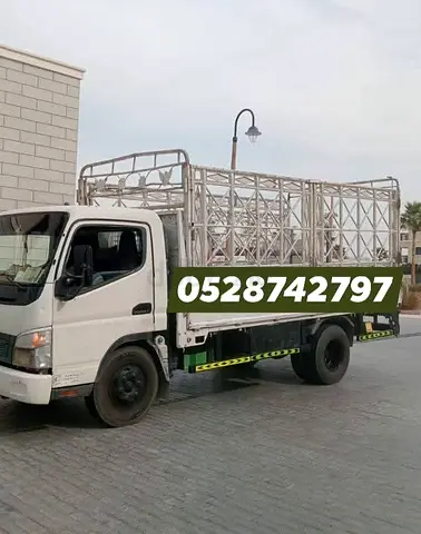 Movers pick up 1 Ton and 3 Ton in Al Shahama