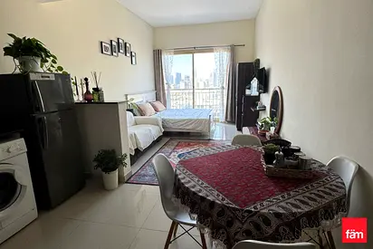 Fully Furnished Studio | Manhattan Living | Prime