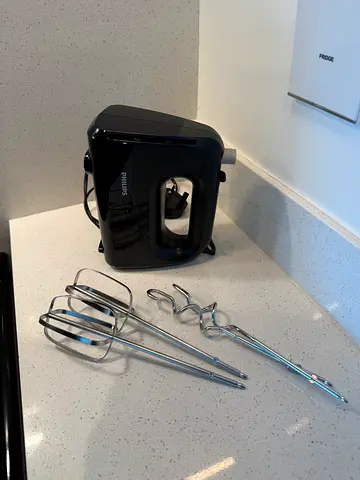 Hand Mixer Bundle