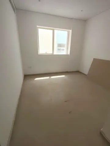 🔥 Special Rental Offer in Sharjah – Al Qulaya 🔥 Are you looking for a comfortable home in a lively location close to the beach? Here’s your chance