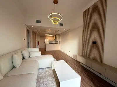 FULLY FURNISHED UPGRADED 1BED IN JLT LAKE VIEW