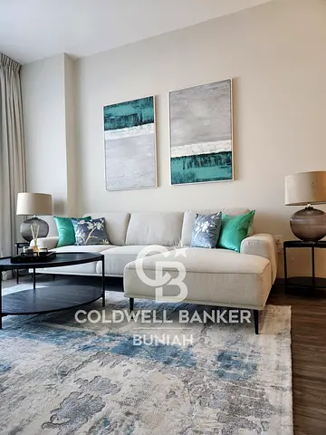 Spacious | Bright | Unfurnished | Rented