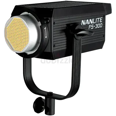 Nanlite fs300 light like new