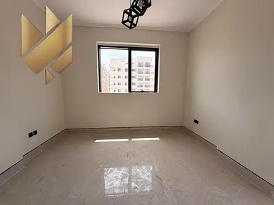 للايجار السنوي غرفه وصاله بالزاهيه اول ساكن مساحات كبيره وتشيبطبات رائعه