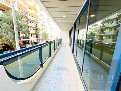 2 BEDROOM SPACIOUS APARTMENT l FULLY REFURBISHED l PRIME LOCATION l NEAR METRO I FAMILY BUILDING