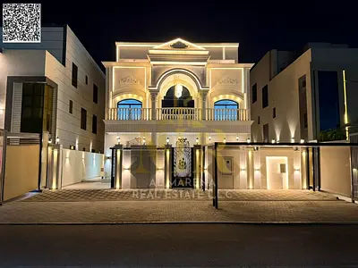 Two-story villa with elevator and roof terrace, 7 rooms, at a special price including electricity, water, and air conditioning fees, in one of the mos