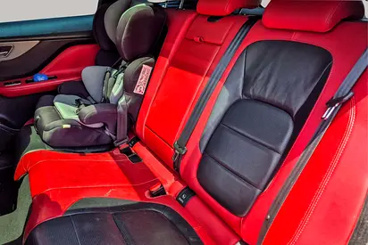 صورة مصغرة 11 لـ 2017 Jaguar F-PACE