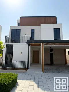 Spacious | Near Amenties | Single Row