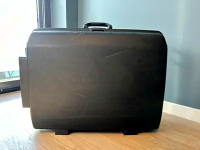 Samsonite hard shell Suitcase