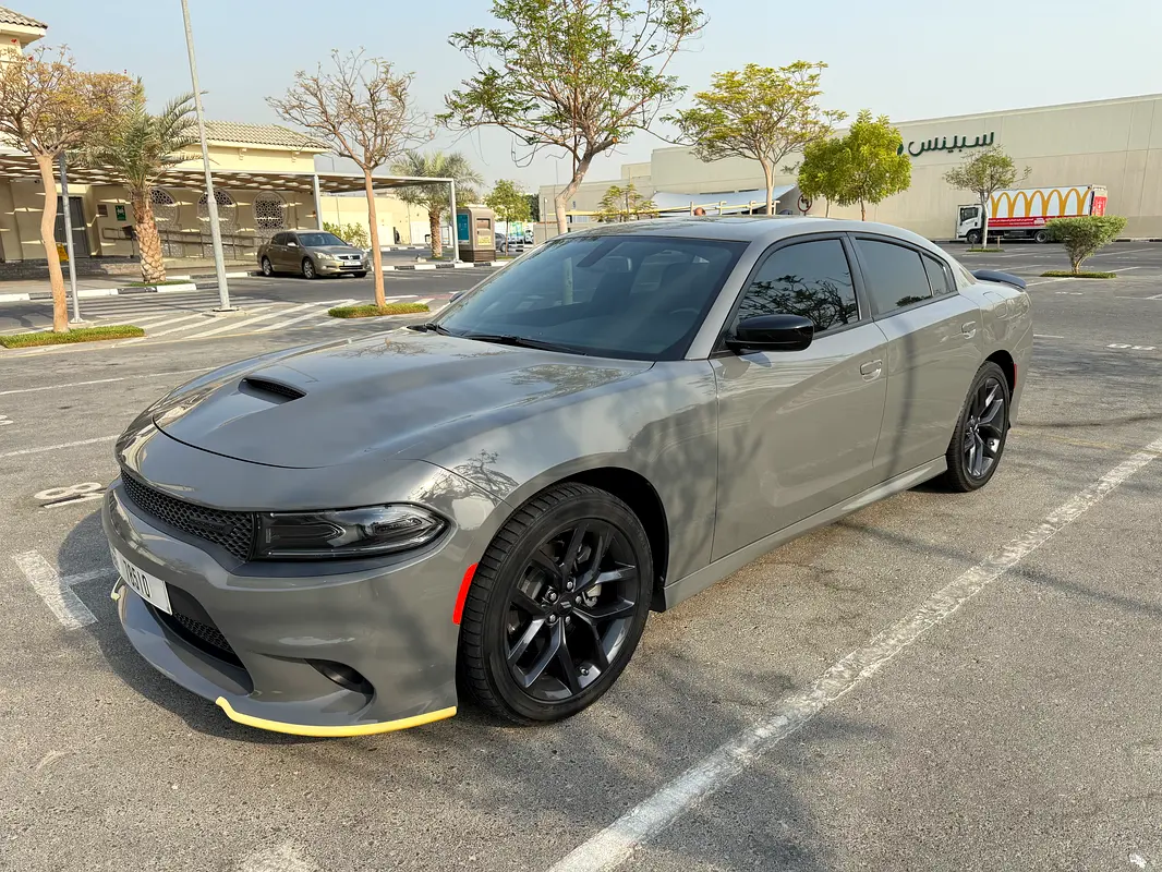 Dodge Charger 2023 — photo 1 of 11