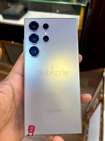 Samsung Galaxy S24 Ultra (gold - Good Condition, Back View