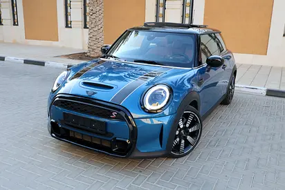 MINI COOPER S - GCC SPECS - UNDER WARRANTY / SERVICE CONTRACT - ACCIDENT FREE - FULL SERVICE HISTORY