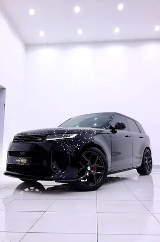 RANGE ROVER P400 V6 HSE DYNAMIC WITH SV EDITION 1 BODYKIT IN FULL CARBON + CARBON RIMS