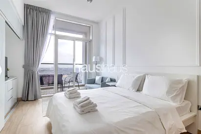 Furnished Studio | High Floor | Available Now