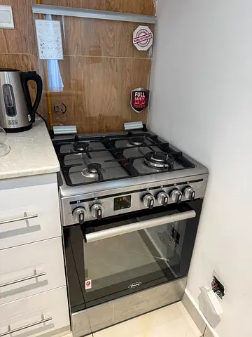 Gas Stove (Cooker) TERIM (Turkey) — gas hob + electric oven.