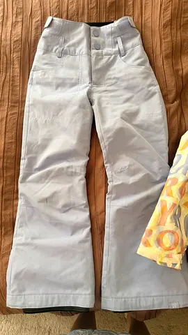 Light Lilac girls snow/ski pants, jacket - size 8-10yo, good condition