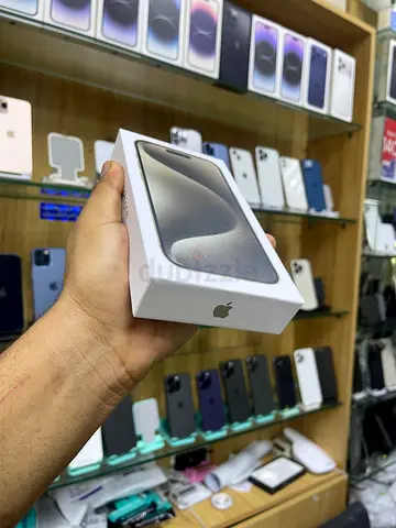 iPhone 15pro max Box 🎁 pack 1 year warranty 256GB