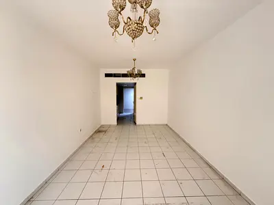 Studio with separate kitchen | Near Shamsain Bakery | Near Aroiana Hospital | Built-in wardrobes | Dubai exit