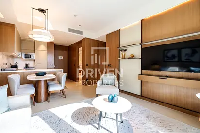 Ready to Move in | Furnished Apt | Mid Floor