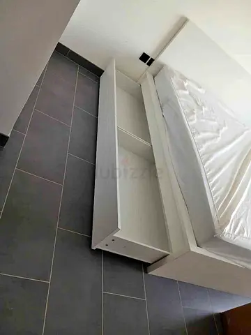 ikea malm queen size bed with mattress