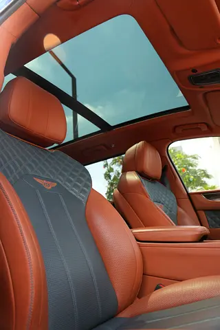 2021 Bentley BENTAYGA — миниатюра 3