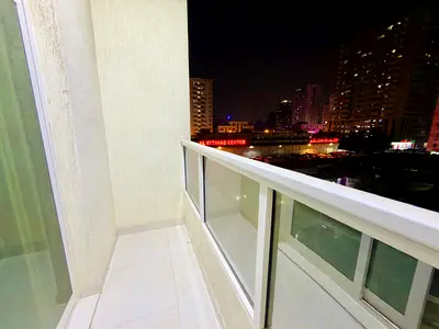 ايجار الشهري – شقة مفروشة فاخرة في الراشدية – عجمان (جاهزة للسكن فوراً)