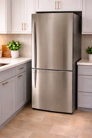 Fisher and paykal Bottom-Freezer Refrigerator - Good Condition