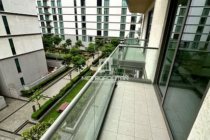 Multiple Cheques | Vacant | Great Location