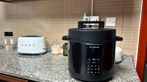 Nutricook Electric Multi-Cooker (8l) barely  used- excellent Working Condition