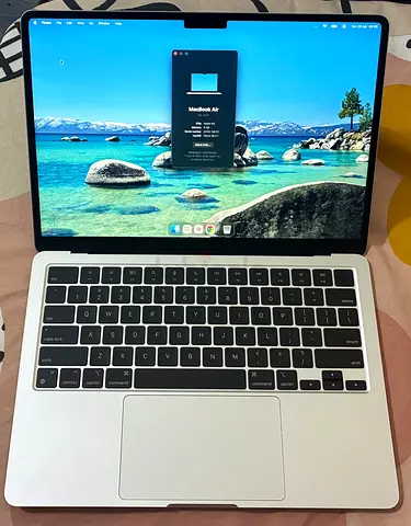 MacBook Air M2 urgent sell