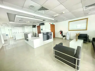 Fitted Office-1860 SQFT | Furnished | High Flr