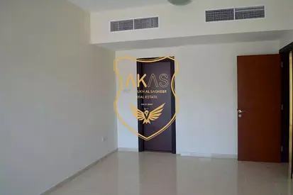 2BHK FOR FAMILY 60K IN 12 PAYMENTS - FREE PARKING