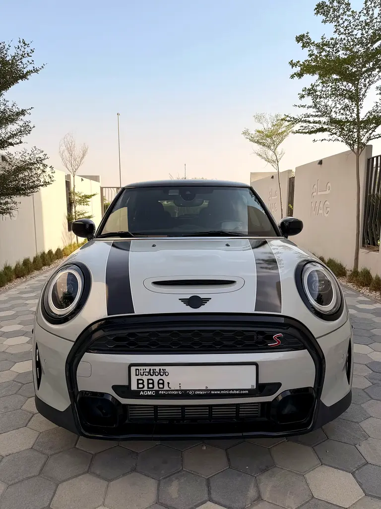 MINI Cooper 2023 — photo 1 of 7