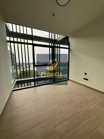 Stylish 1BR in Vida Residences | Hotel Living | Prime Location