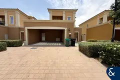 3 Bed + maid | Well maintained | Single row