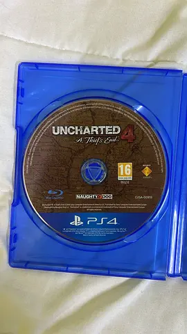 Uncharted 4: A Thiefs End (PS4)