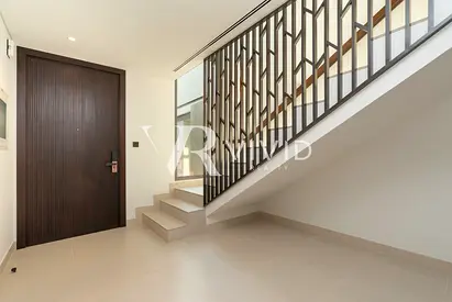 Bosch Kitchen Appliances | Near Park and Entrance